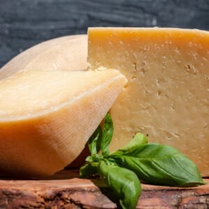 Lyburn Farm — Old Winchester cheese